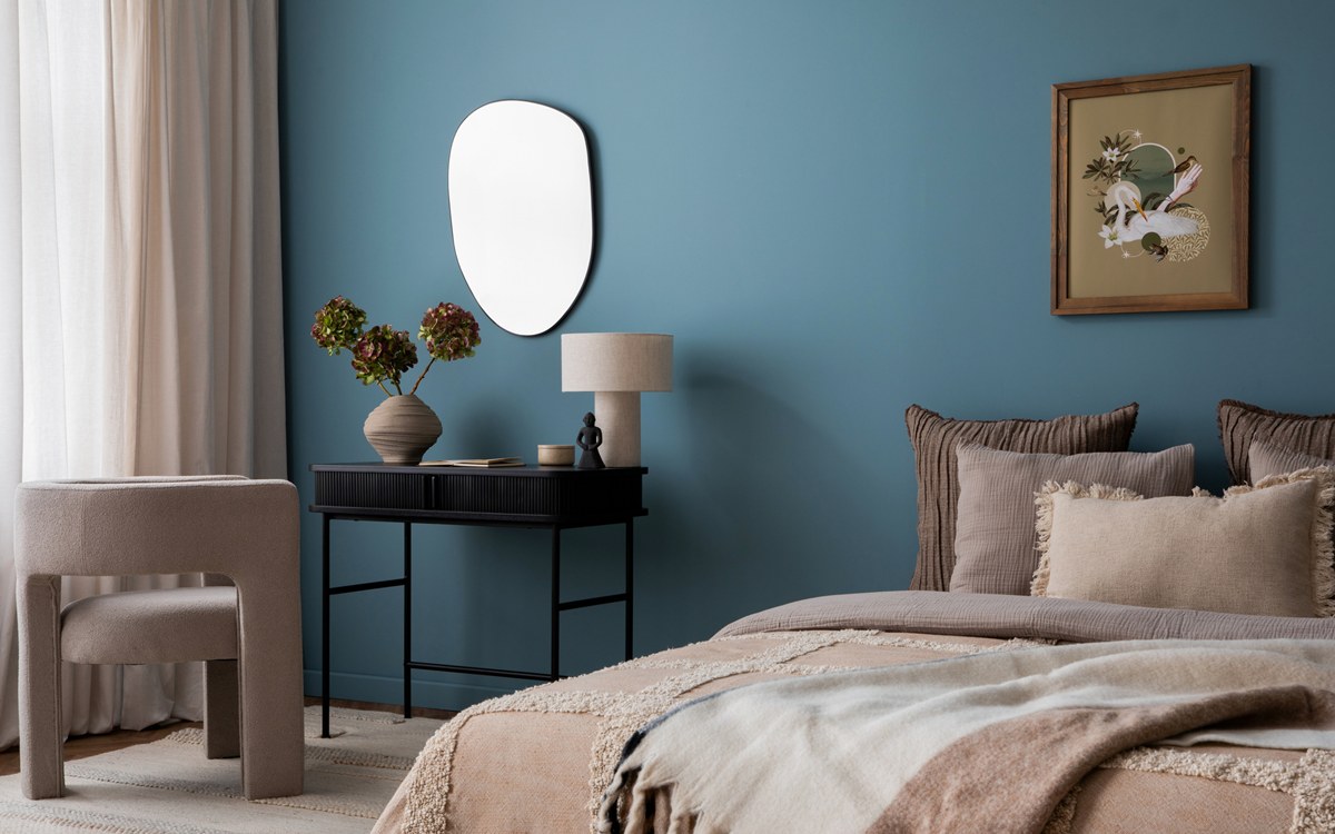 interior painting timeline for a bedroom