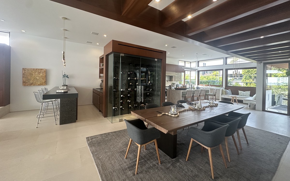 matte vs satin in dining room